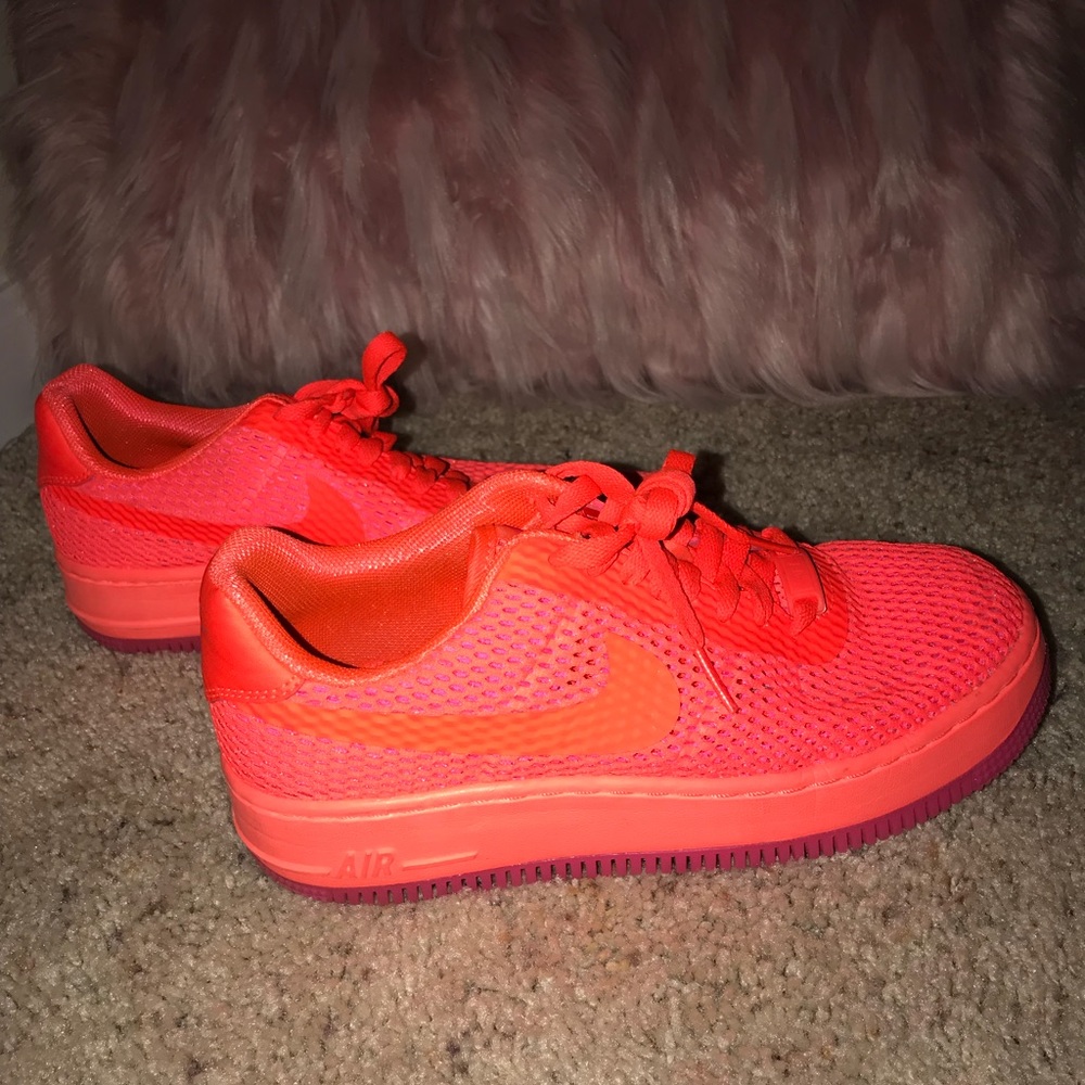 Nike airforce sneakers
